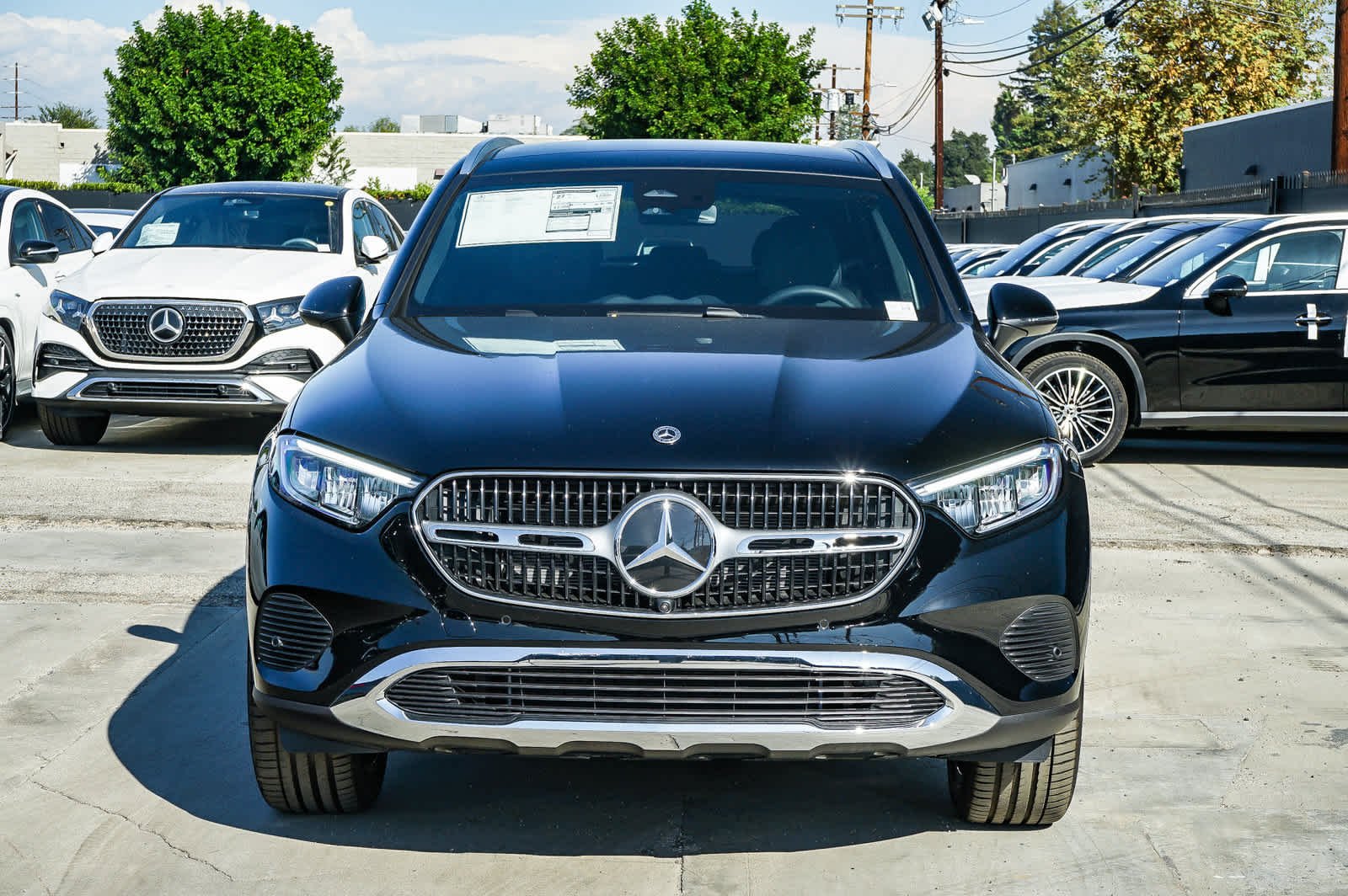 New 2027 Black Mercedes-Benz GLC 300 image 2