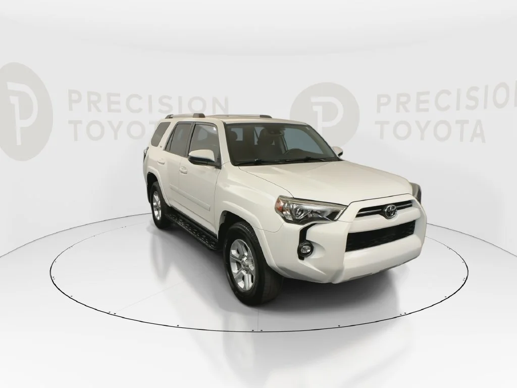 Used 2022 White Toyota SR5 image 5