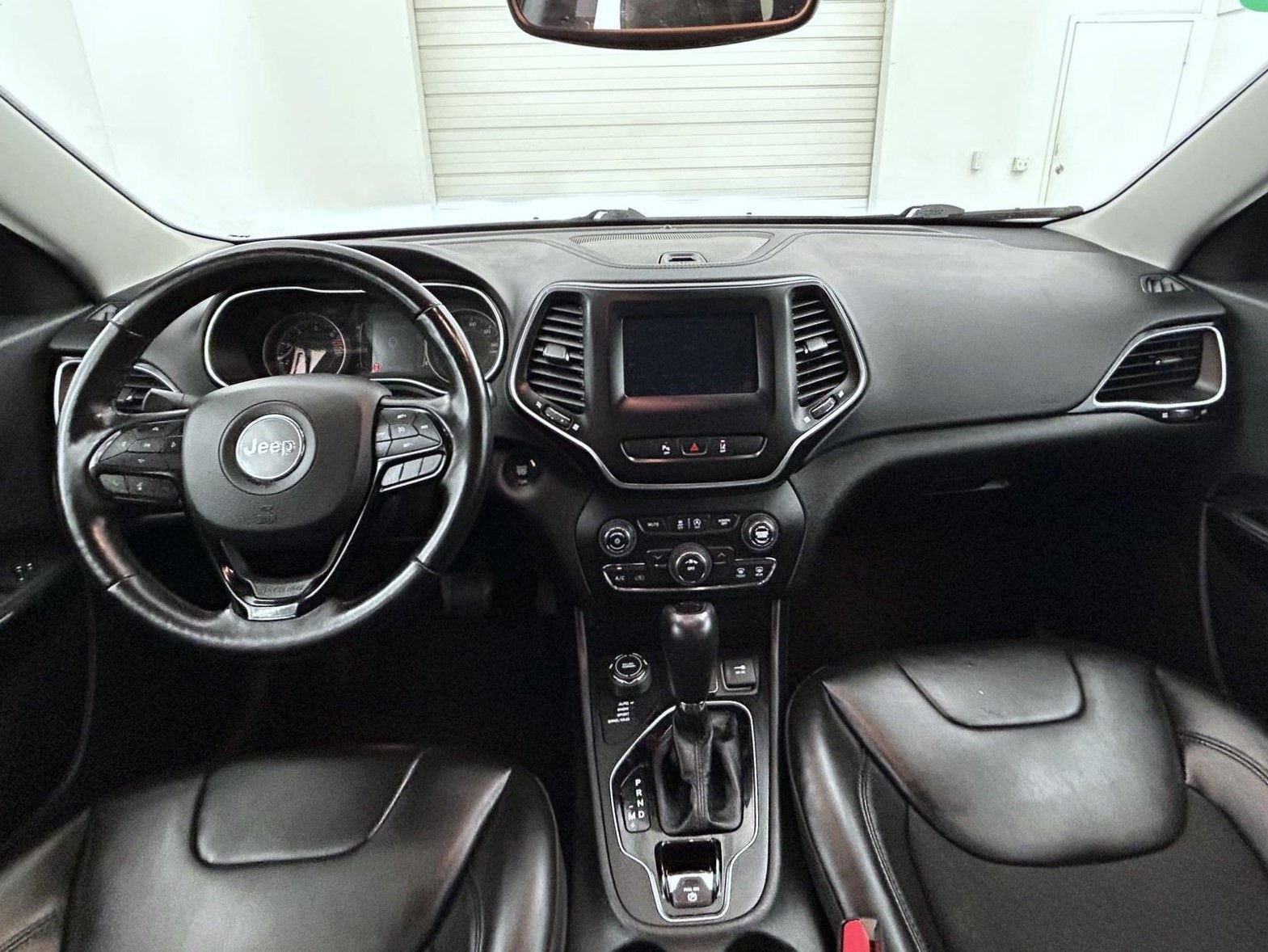 Used 2021 White Jeep Altitude image 13