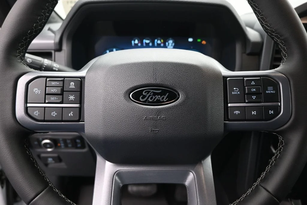 New 2026 Oxford White Ford XLT image 11