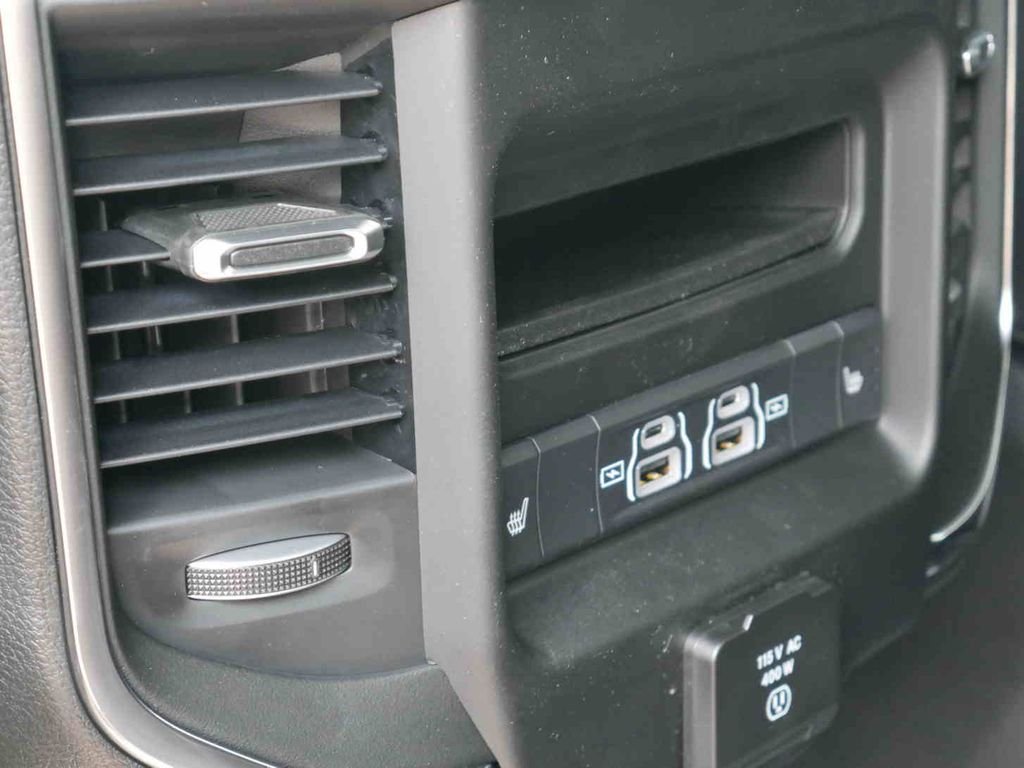 2026 RAM 1500 Laramie - Photo 21