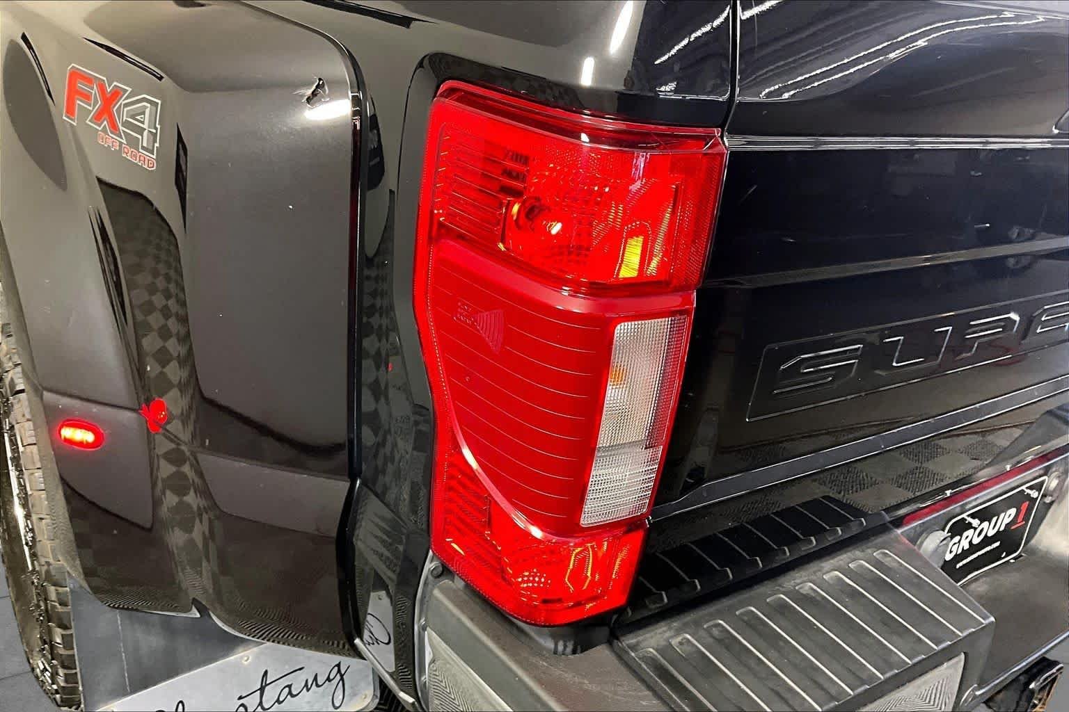Used 2021 Agate Black Ford LARIAT image 26