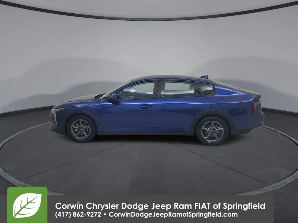 Used 2025 Blue Kia LXS image 9