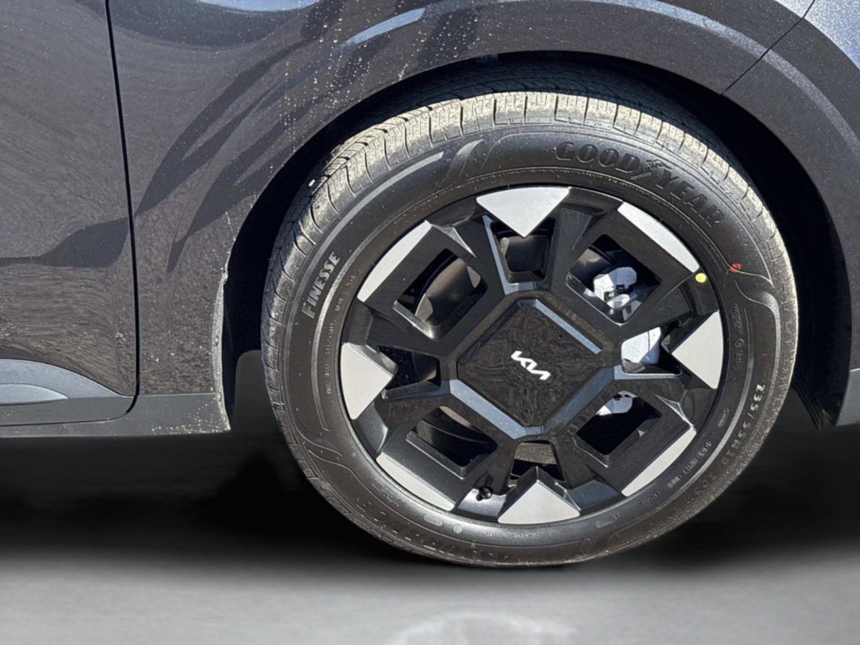 New 2026 Panthera Metal Kia EX image 31