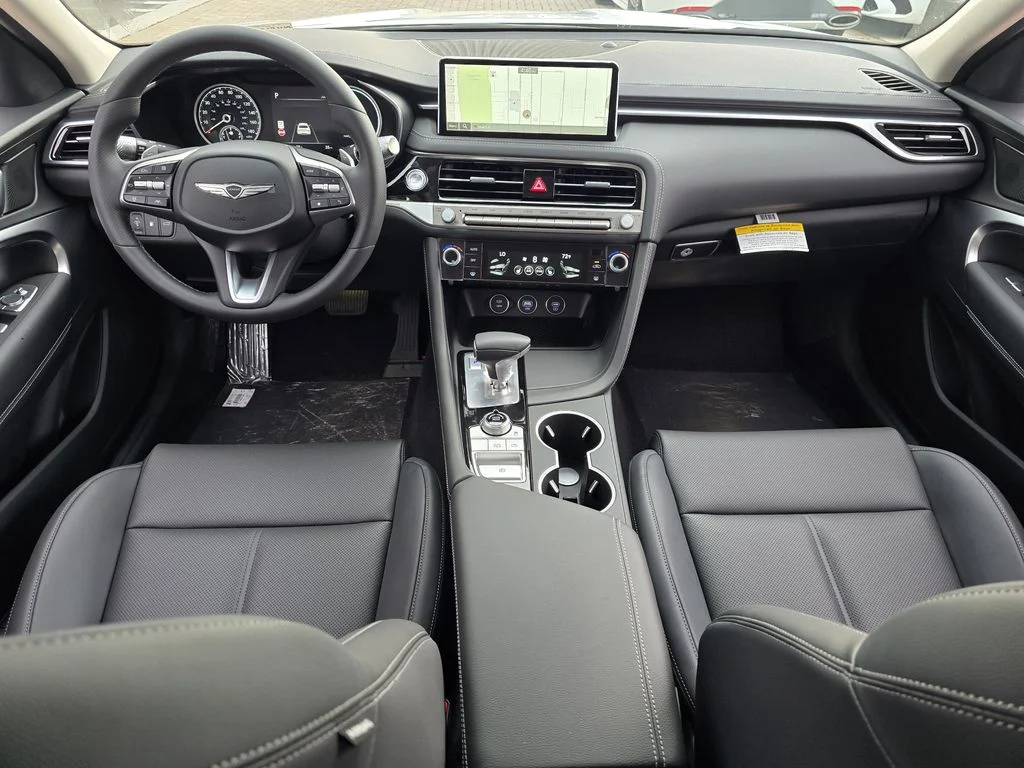 New 2026 White Genesis 2.5T image 7