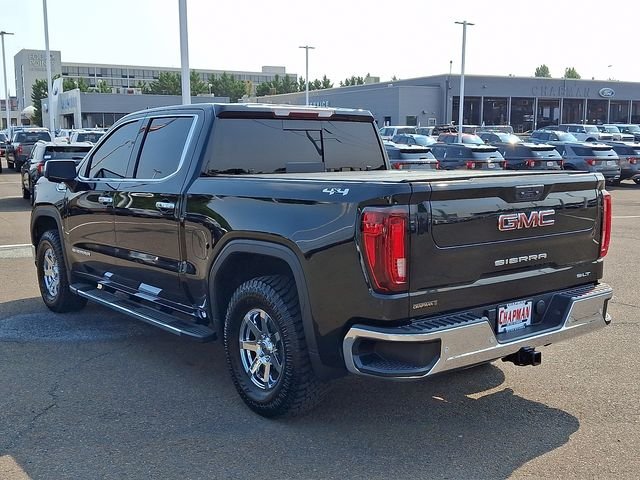 Certified Used 2024 Onyx Black GMC SLT image 4