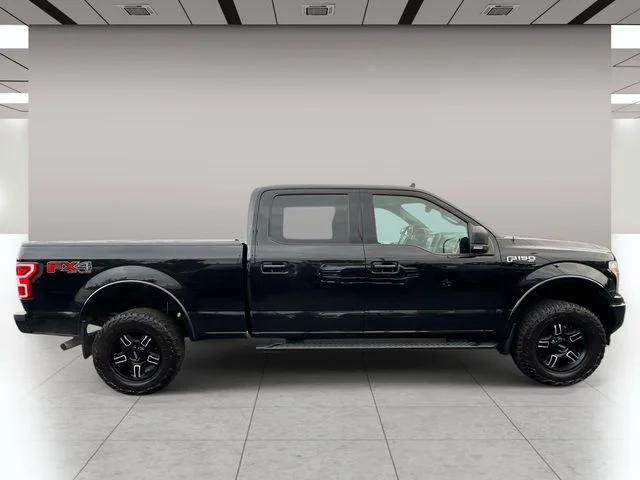 Used 2019 Black Ford XLT image 2