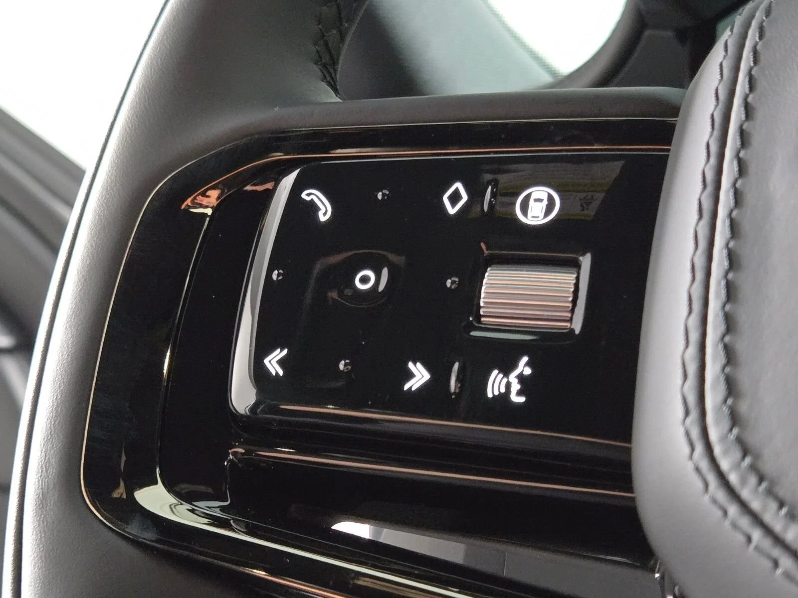 2026 Land Rover Range Rover Sport Dynamic SE - Photo 24