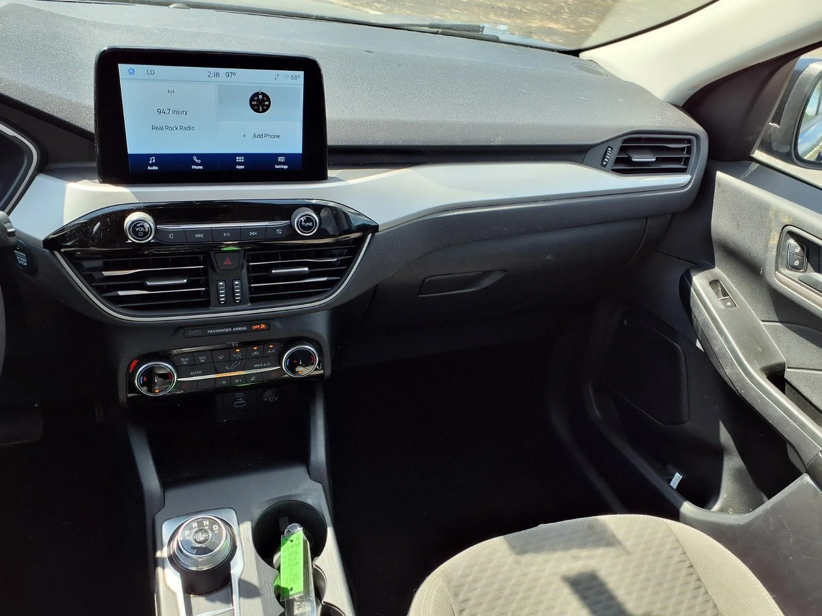 Used 2022 Atlas Blue Ford SE image 3