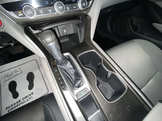 Used 2018  Honda LX image 19
