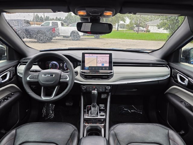 Certified Used 2023 Laser Blue Pearlcoat Jeep Limited image 18