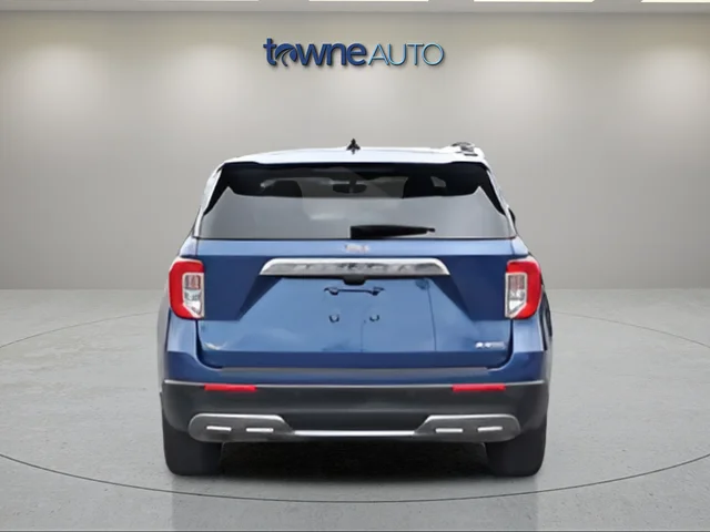 Used 2022 Blue Ford XLT image 6