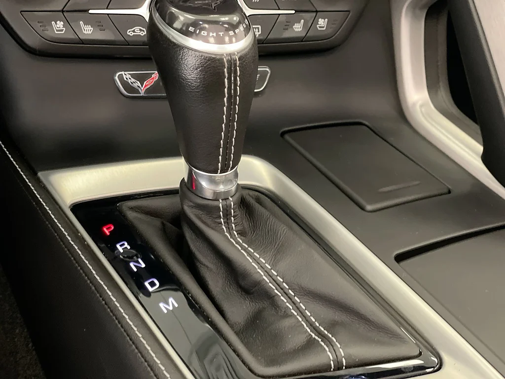 Used 2015 BLUE Chevrolet Stingray Z51 image 16