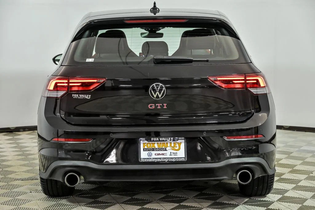 Certified Used 2025 Black Volkswagen 2.0T SE image 7