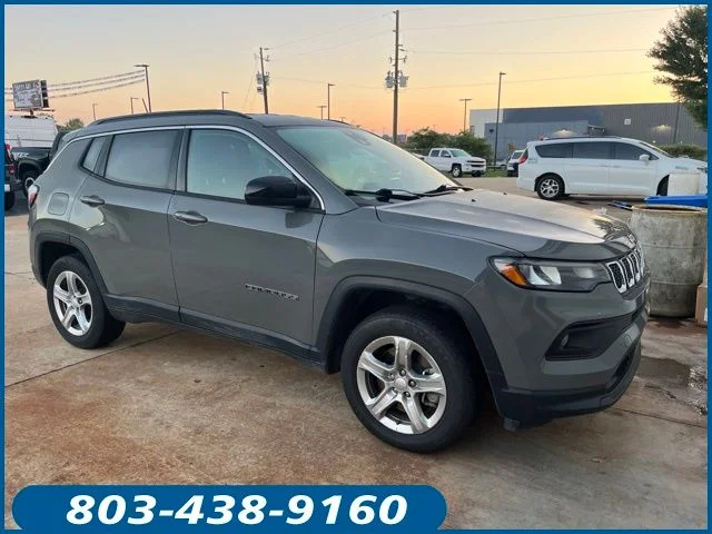 Used 2024 Gray Jeep Latitude image 1