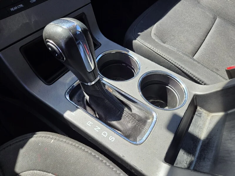Used 2014 WHITE SUEDE Ford SE image 19