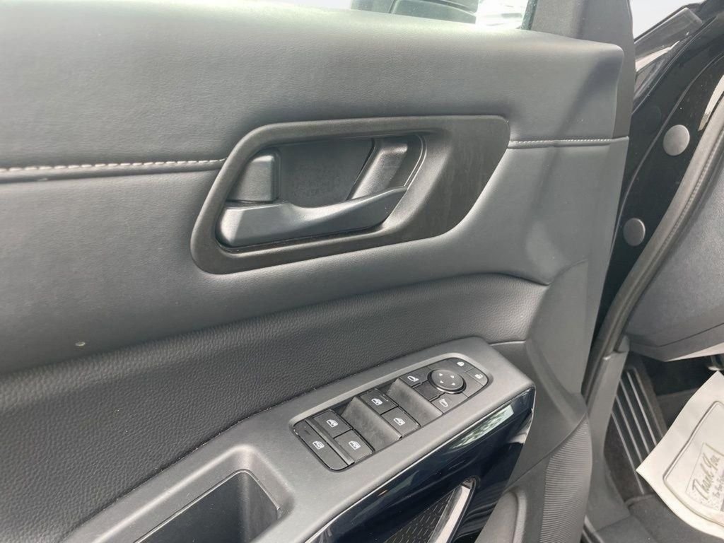 Used 2025 Black Nissan SV image 16