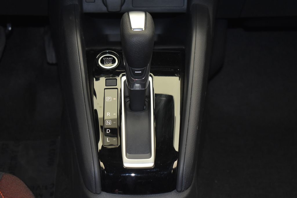 2025 Nissan Versa Sedan SR - Photo 27