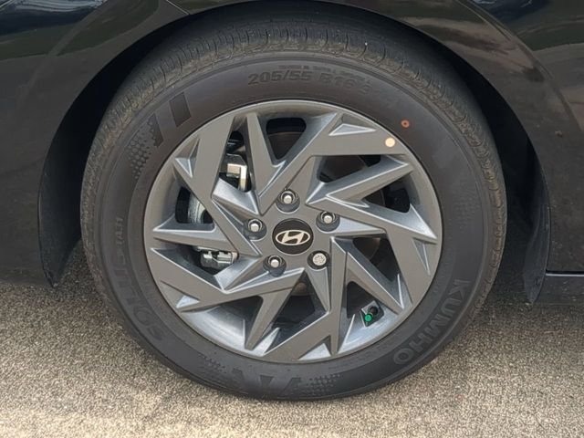 New 2025 Black Hyundai Blue image 37