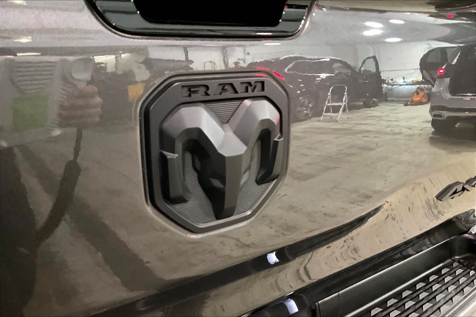 Used 2024 Granite Crystal Metallic Clearcoat Ram Laramie image 29
