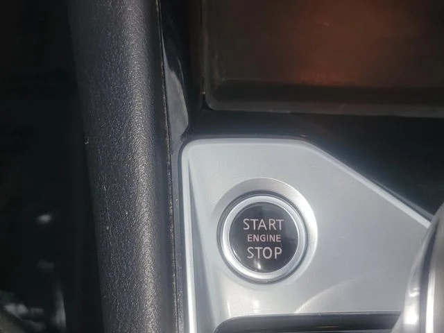 Used 2020 Red Nissan 2.5 SV image 24
