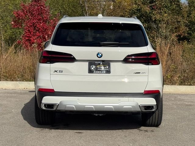 Used 2026 Alpine White BMW xDrive40i image 5