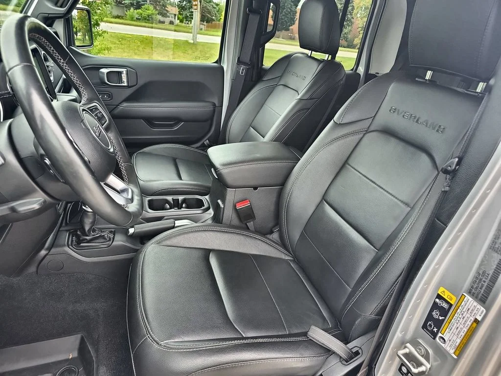 Used 2022 Silver Jeep Overland image 20