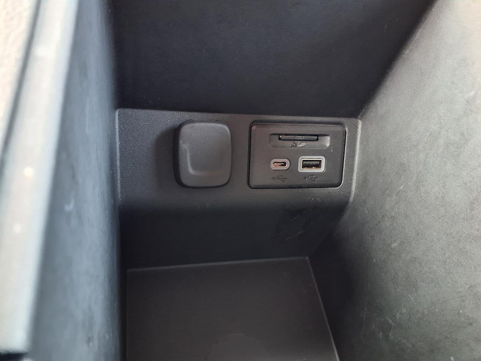 Used 2020 CAJUN RED TINTCOAT Chevrolet RS image 13