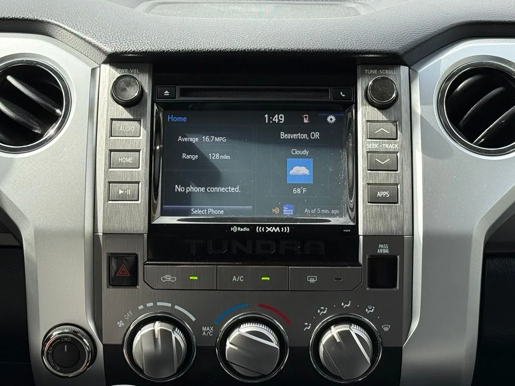 Used 2019 Blue Toyota SR5 image 26