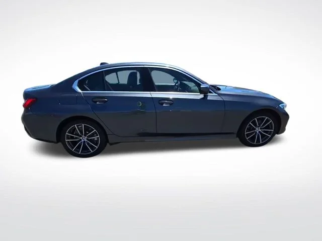 Used 2021 Gray BMW 330i xDrive image 5