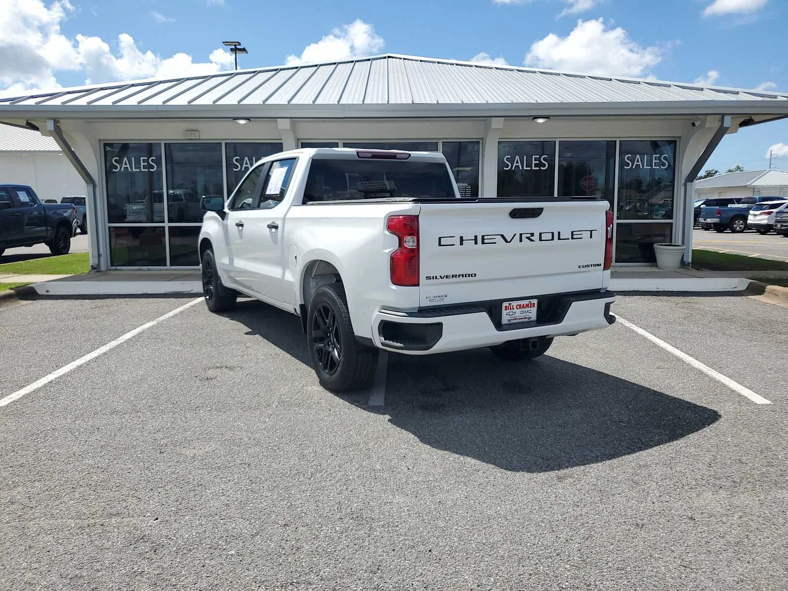 Used 2023 SUMMIT WHITE Chevrolet Custom image 3