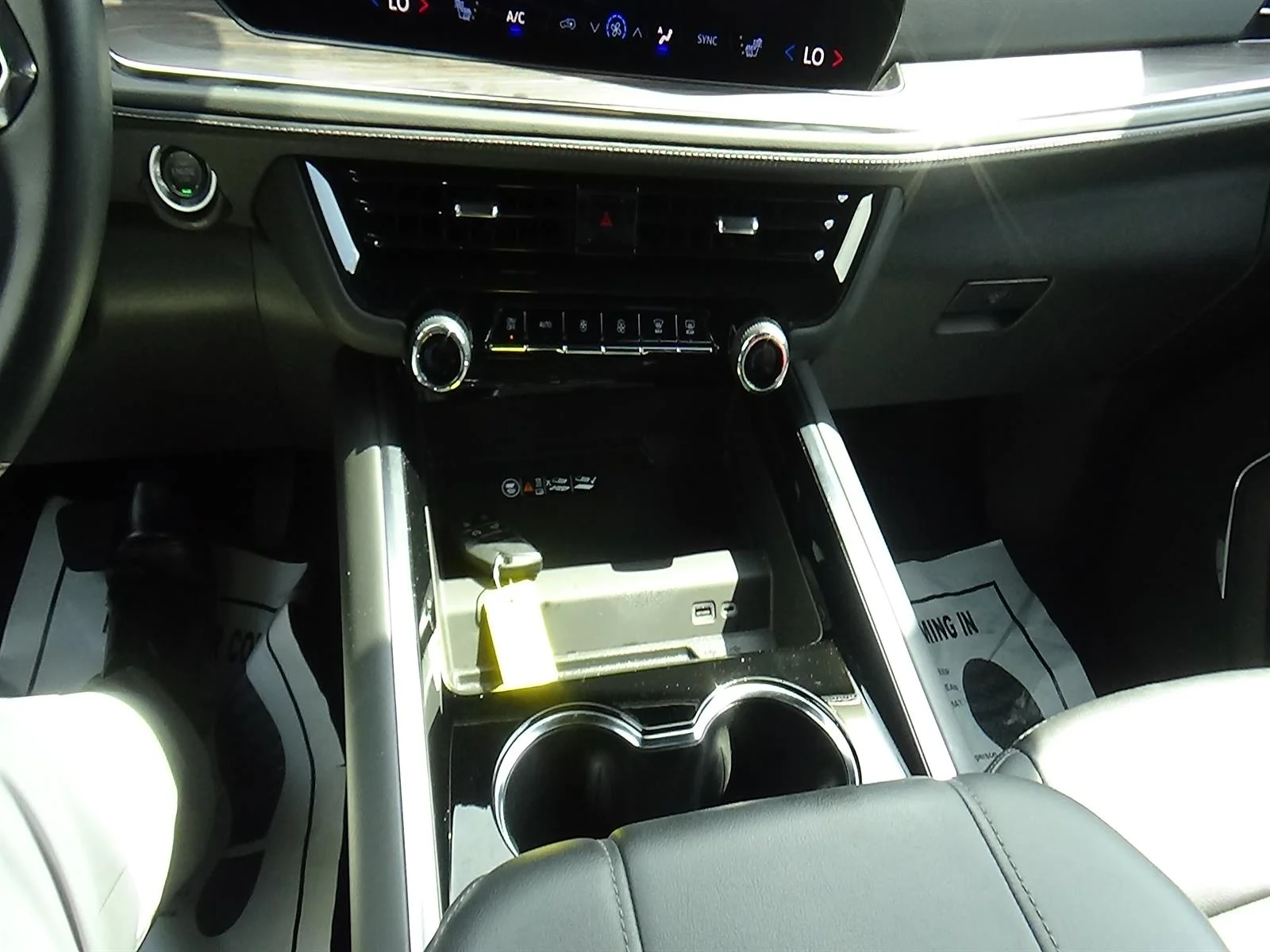 Used 2025 Sterling Gray Metallic (gxd) Chevrolet LT image 24