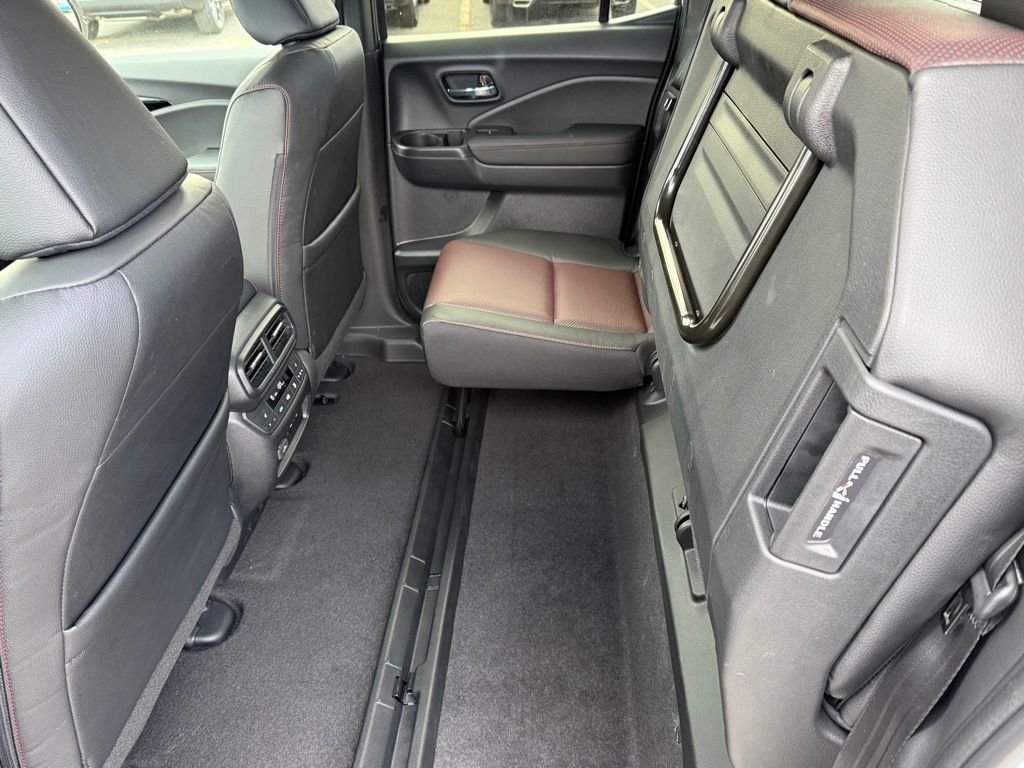 2026 Honda Ridgeline Black Edition - Photo 16