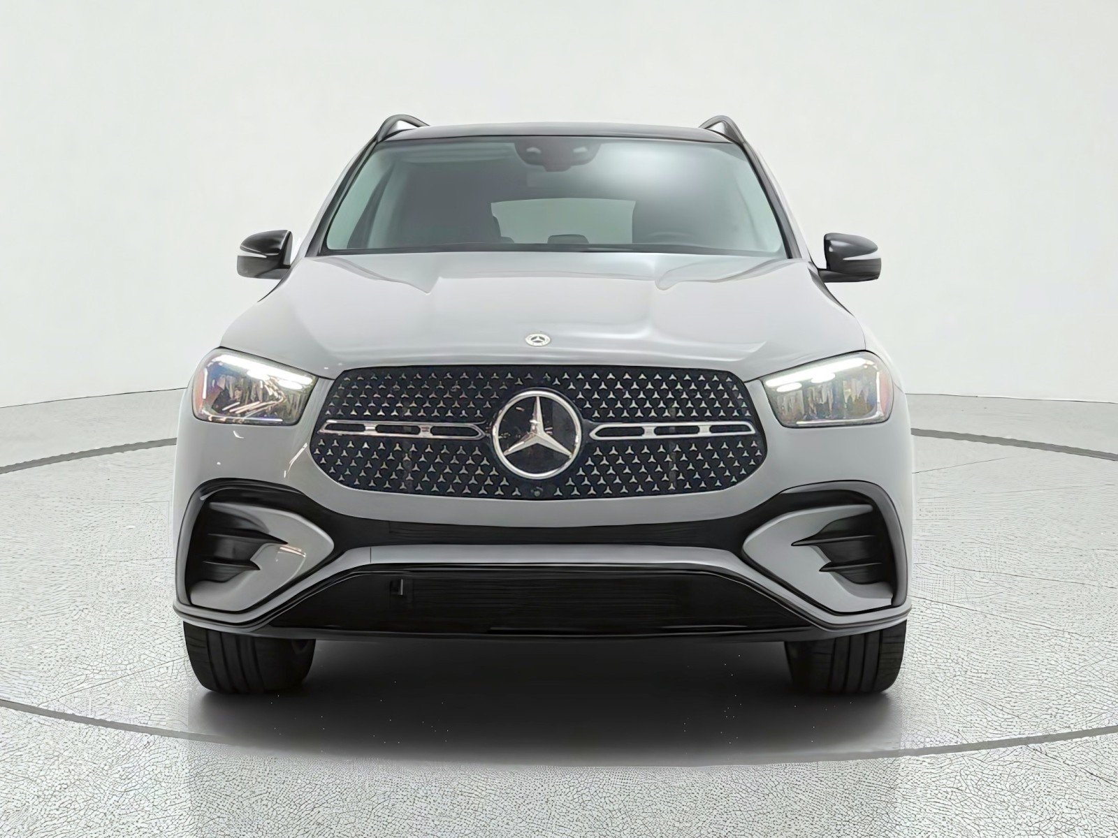 Certified Used 2025 MANUFAKTUR Alpine Grey Mercedes-Benz GLE 450e 4MATIC® SUV image 2