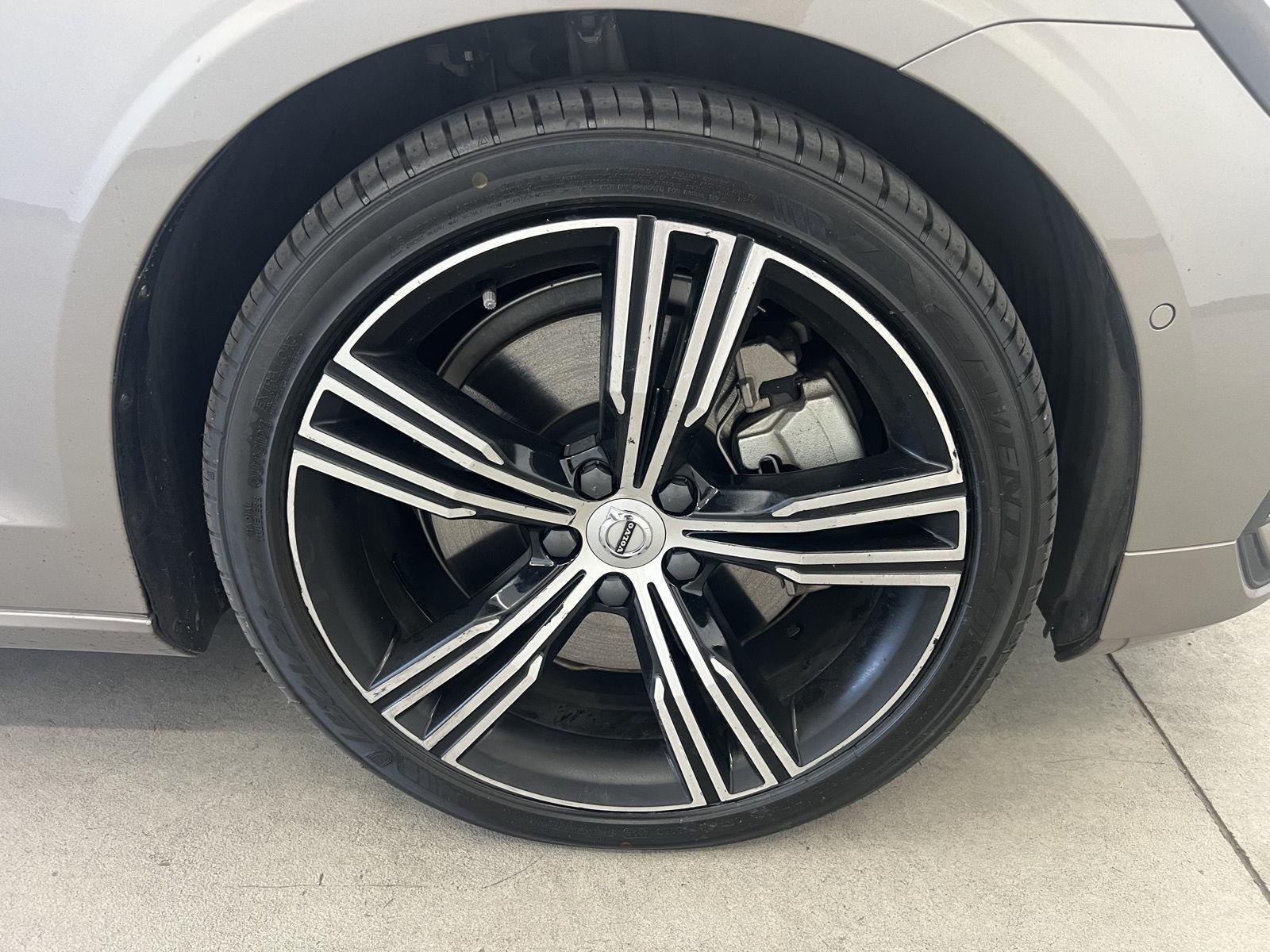 2021 Volvo S60 Inscription - Photo 8