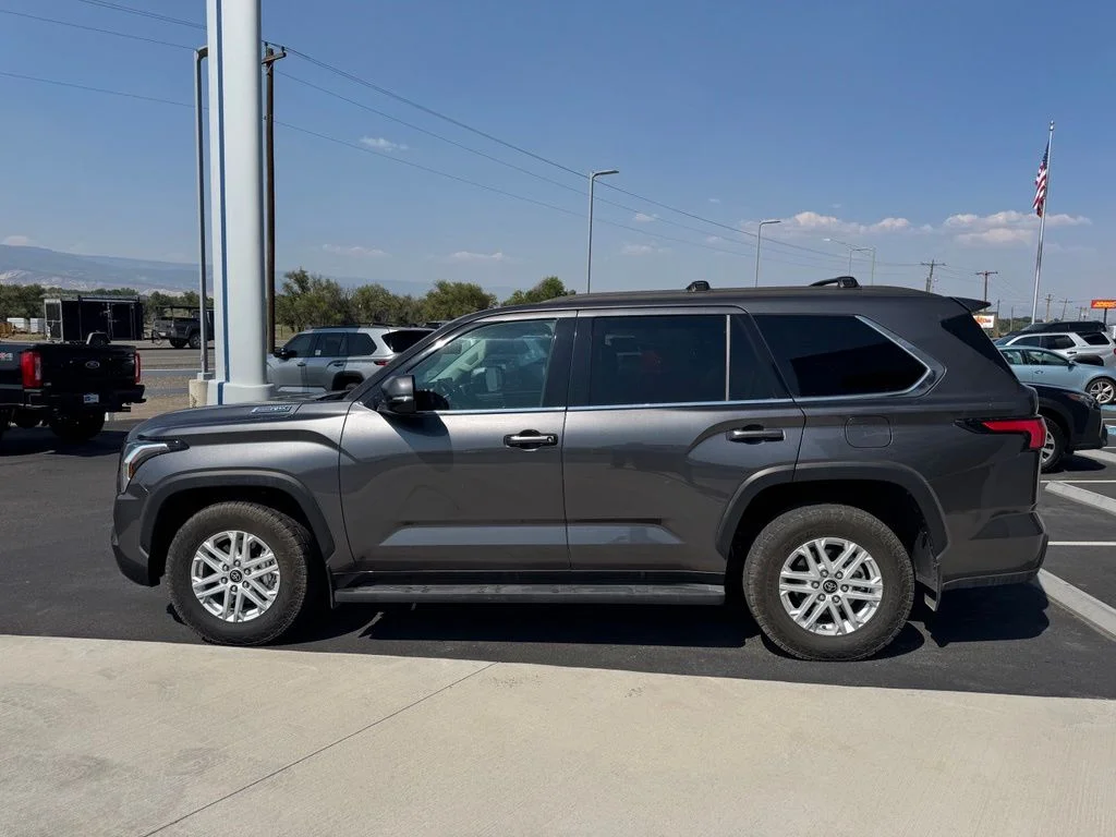Used 2023 Gray Toyota SR5 image 8