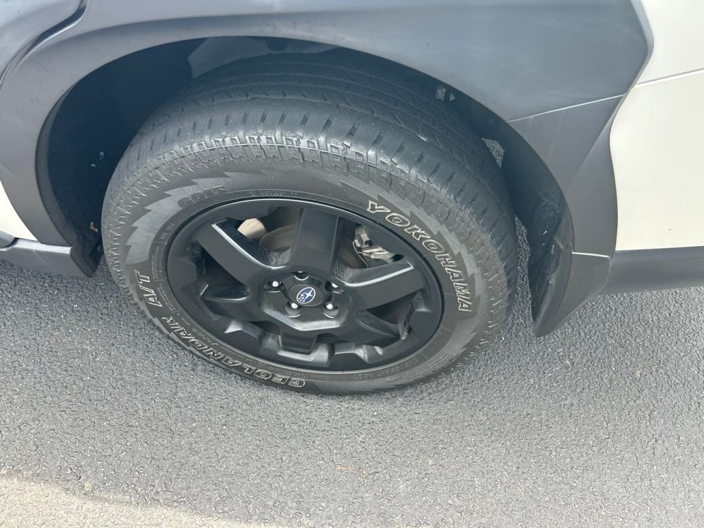 Used 2022 White Subaru Wilderness image 14