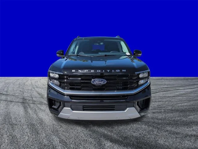New 2026 Agate Black Metallic Ford Platinum® image 9