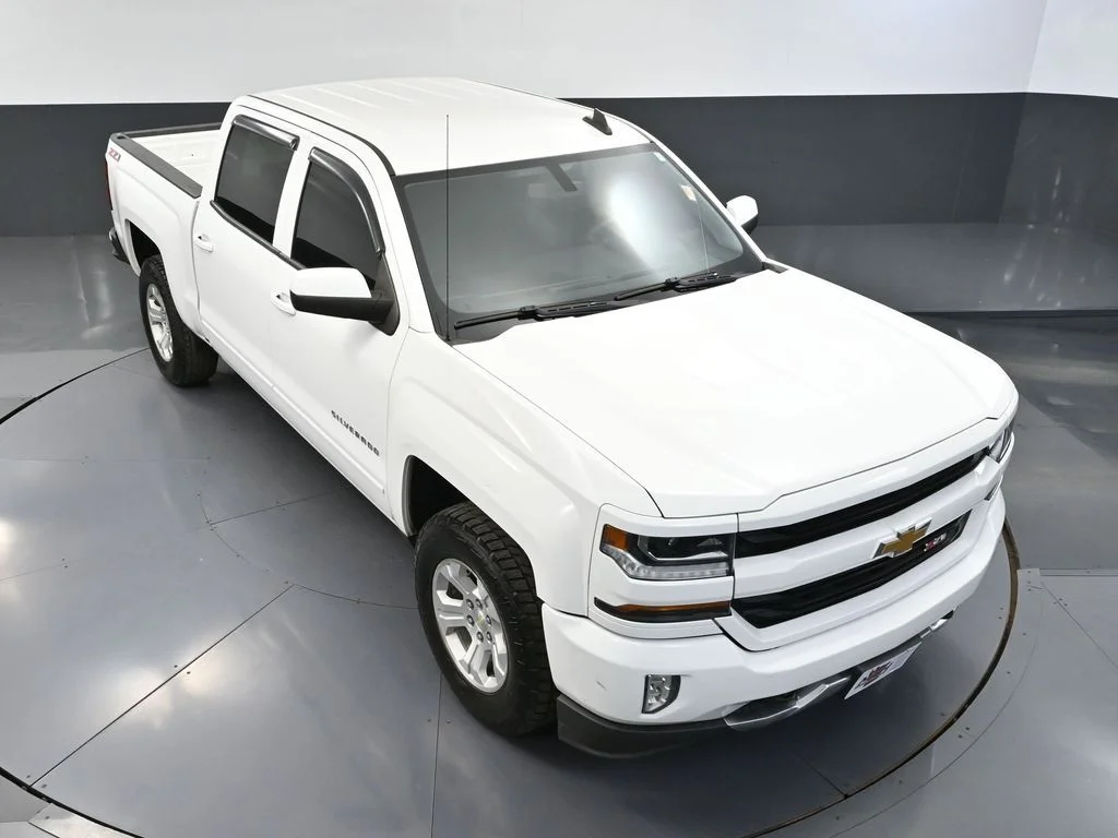 Used 2017 White Chevrolet LT image 60
