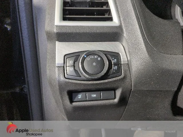 Used 2014 Black Ford XLT image 27