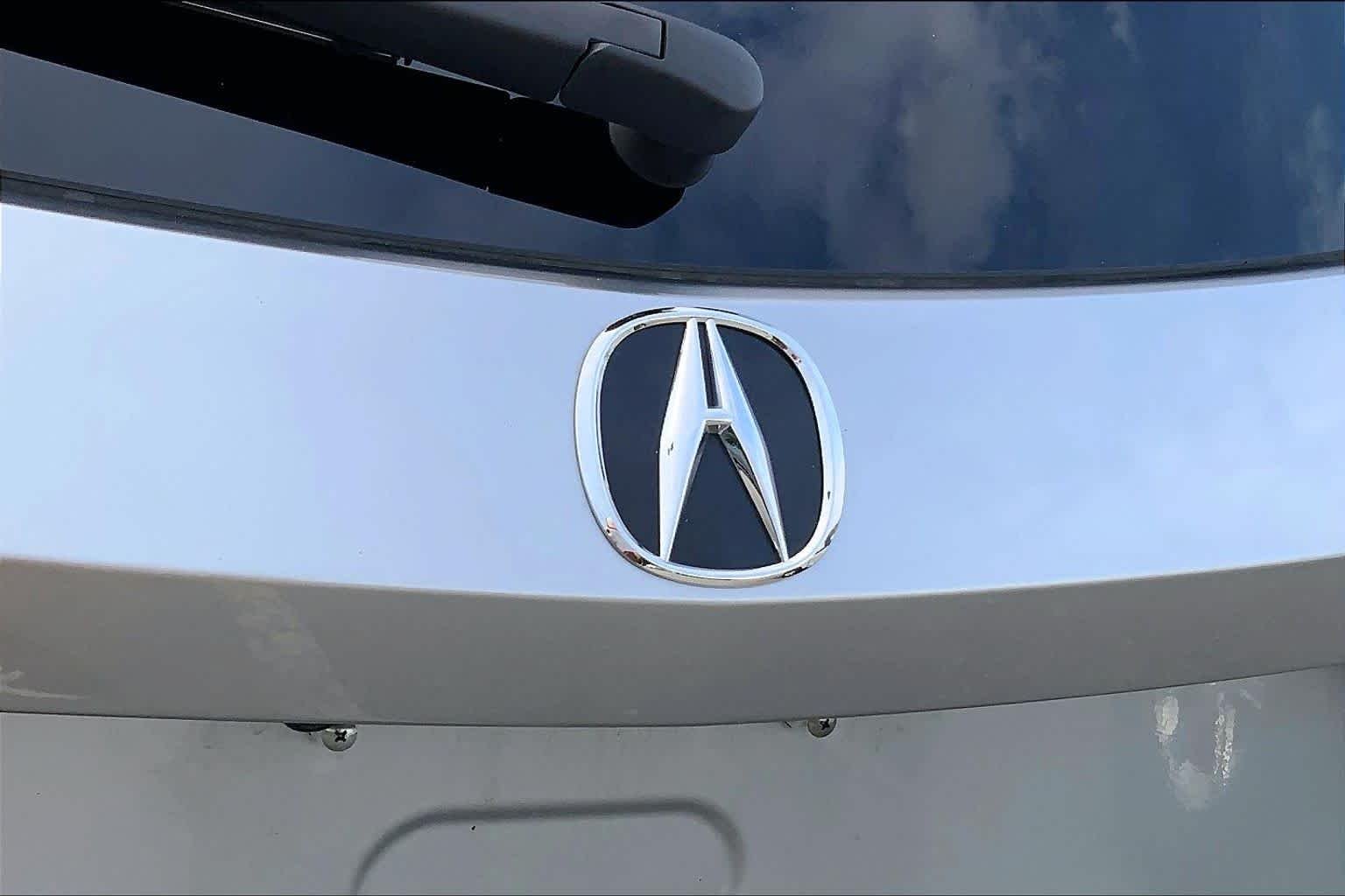 Used 2025 Lunar Silver Metallic Acura w/Advance Package image 30