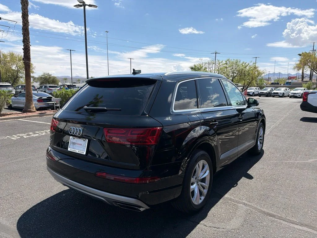 Used 2019 Black Audi 55 Premium Plus image 4