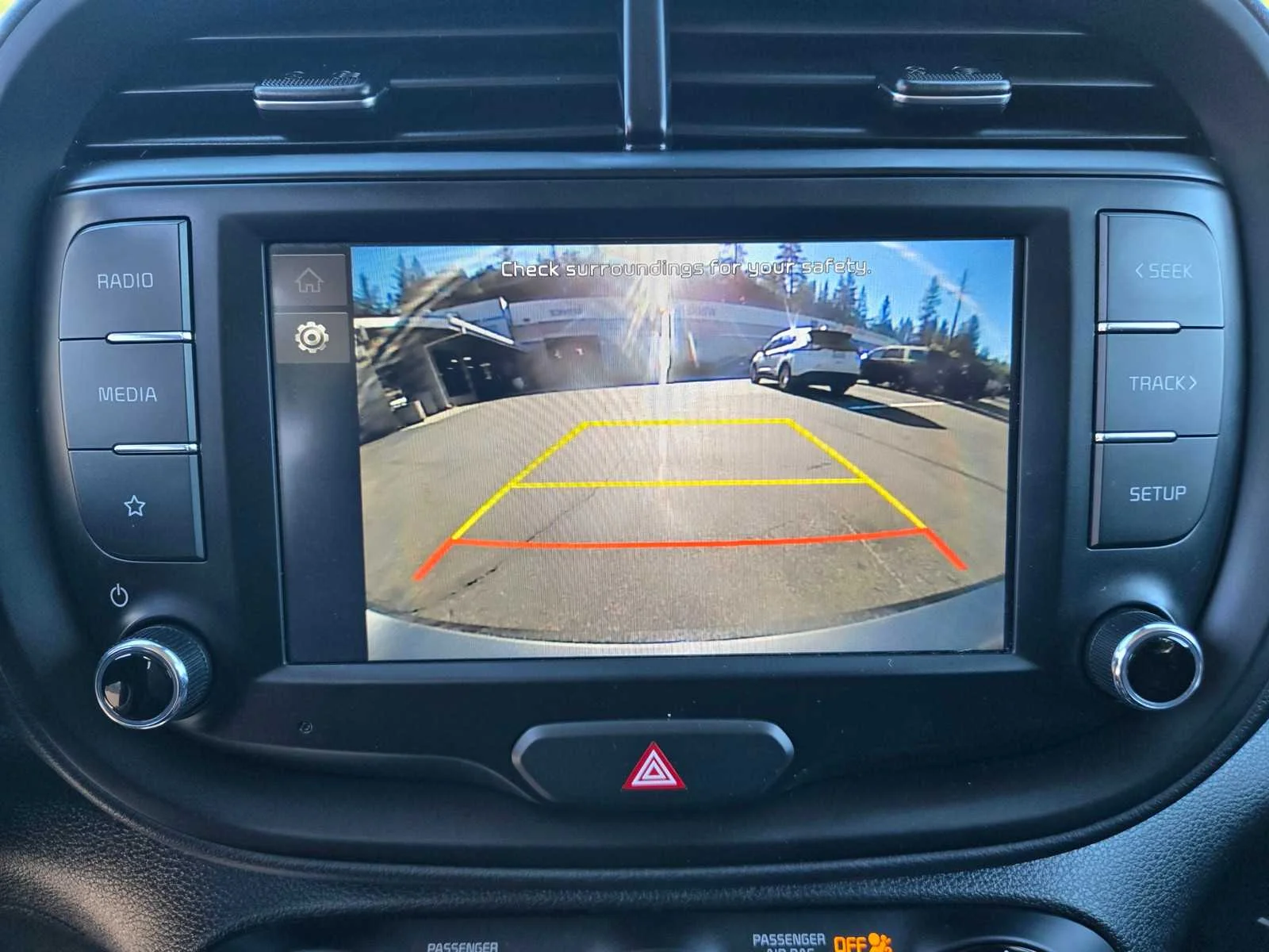 Used 2025  Kia LX image 12