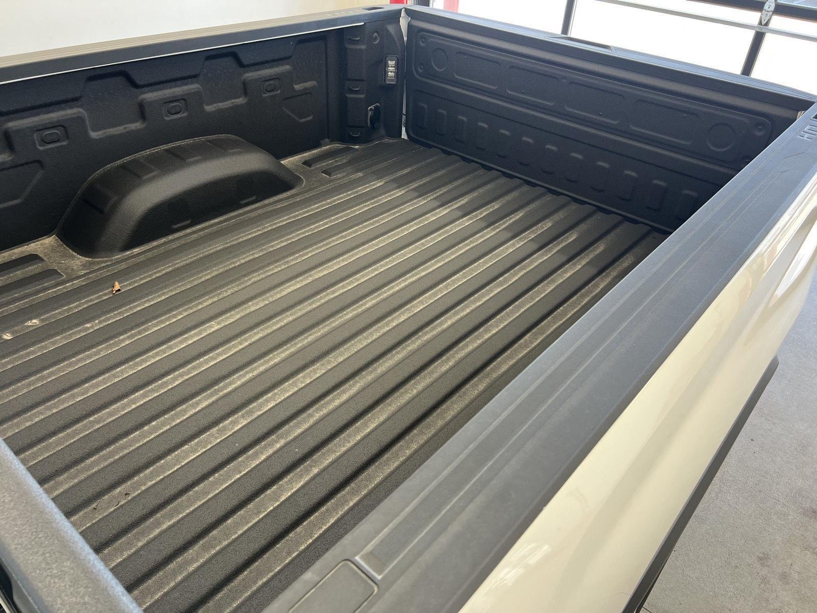 2025 Chevrolet Silverado 2500HD LT - Photo 11