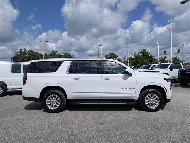 2025 Chevrolet Suburban LS - Photo 28