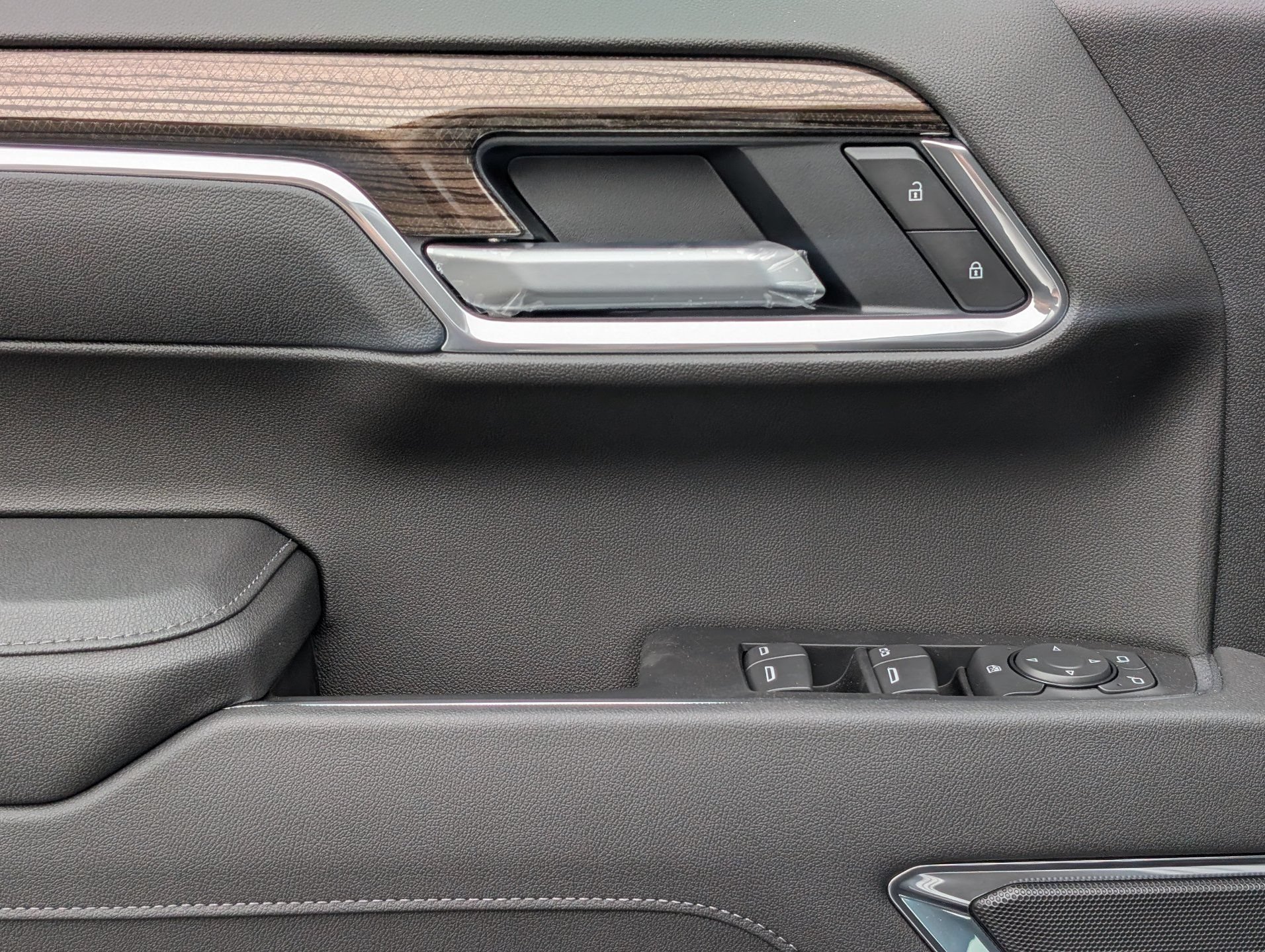 New 2026 Sterling Gray Metallic Chevrolet LT Trail Boss image 18