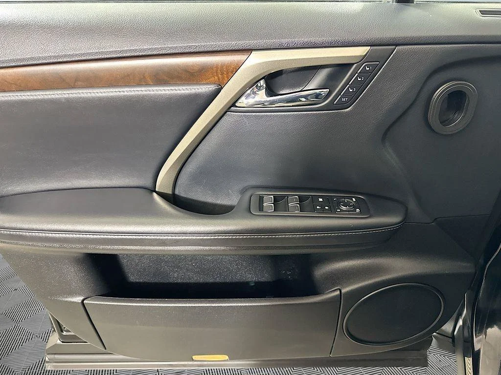 2021 Lexus RX 350 - Photo 25