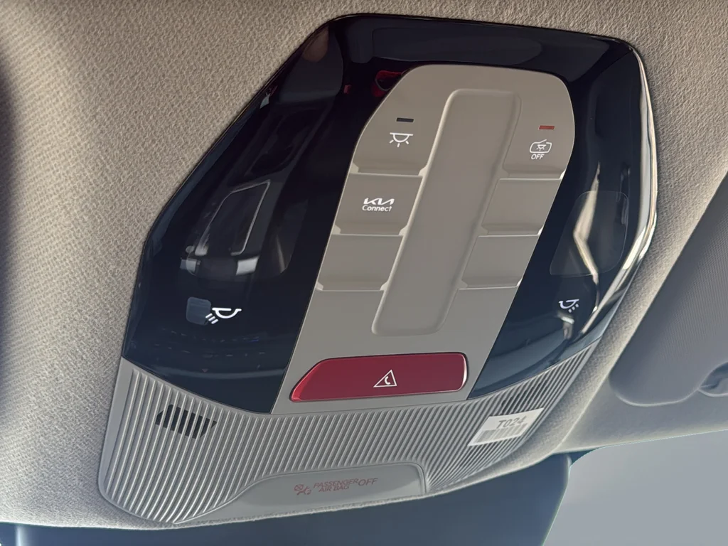 New 2027 Gray Kia S image 40