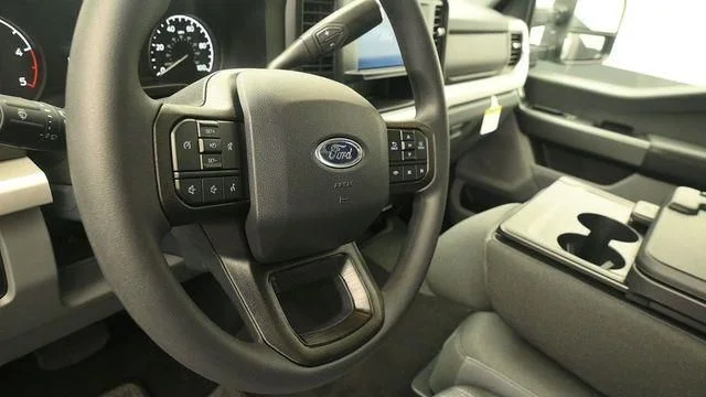 New 2026 Oxford White Ford F-250® XLT image 15