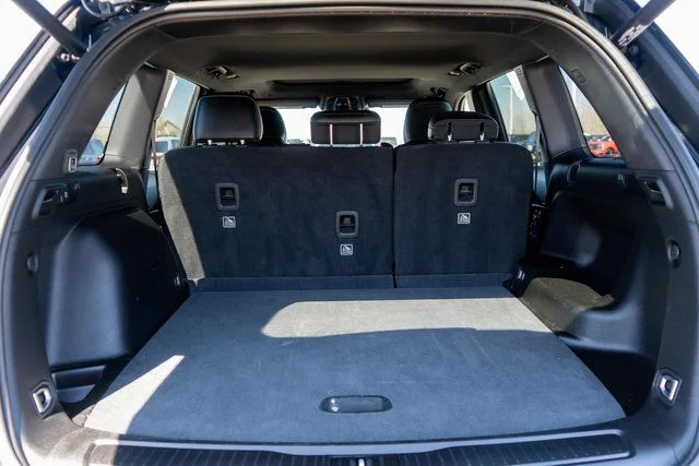 Used 2023 Black Jeep Altitude X image 10